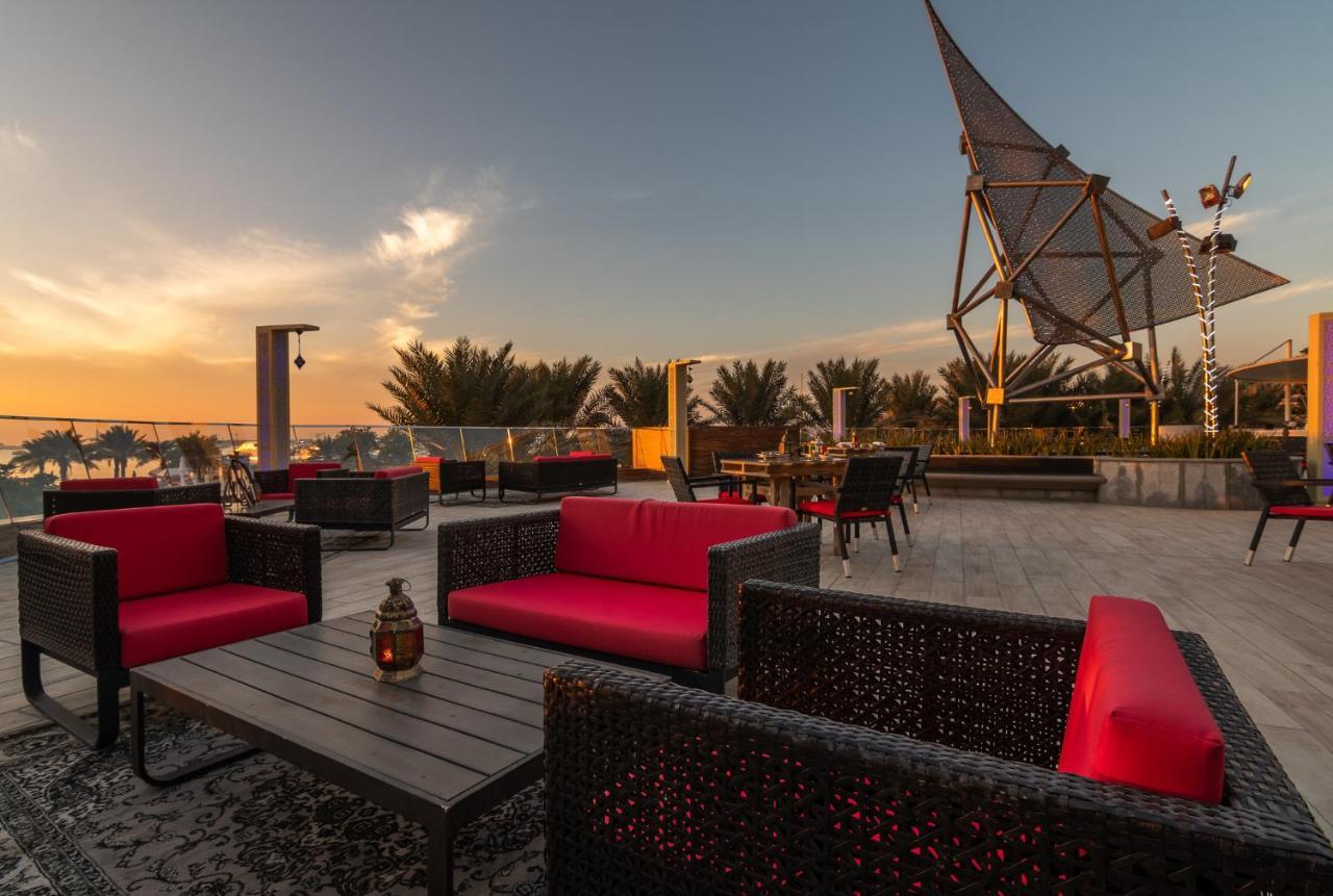 The Art Hotel & Resort Muharraq Exteriör bild